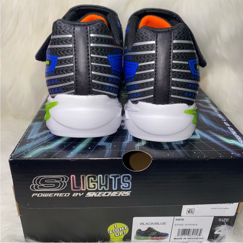 Big Boy size 4 sneakers sketchers New - Picture 5 of 8